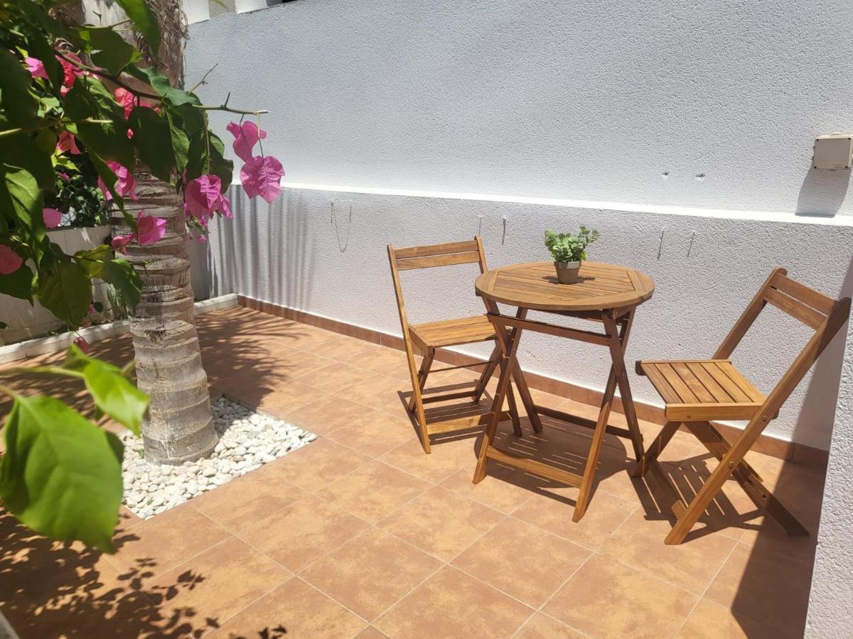 ¡Bajo Precioso Con Salida Directa A La Piscina Comunitaria En Paraiso De Vera! Luaran gambar